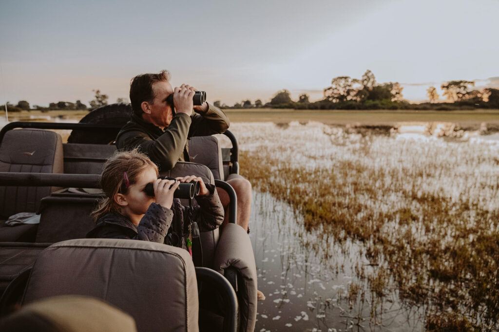 suzi-safari-family-wildlife-safari-binoculars.jpg